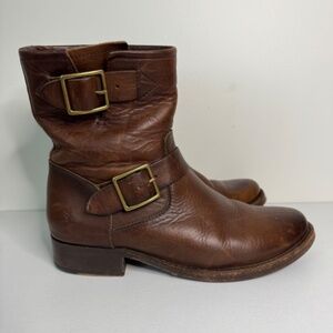 FRYE Vicky Engineer Double Buckle Moto Boot - Brown | Size 8